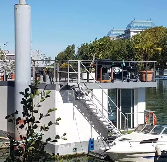 ベッドアンドブレックファースト Megalight Ii