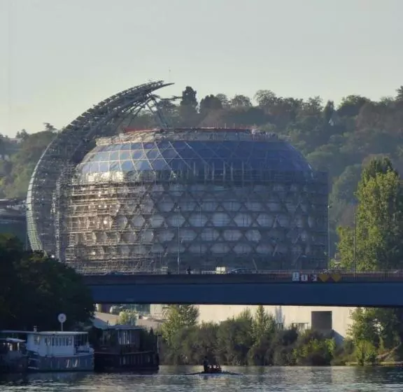 ベッドアンドブレックファースト Megalight Ii