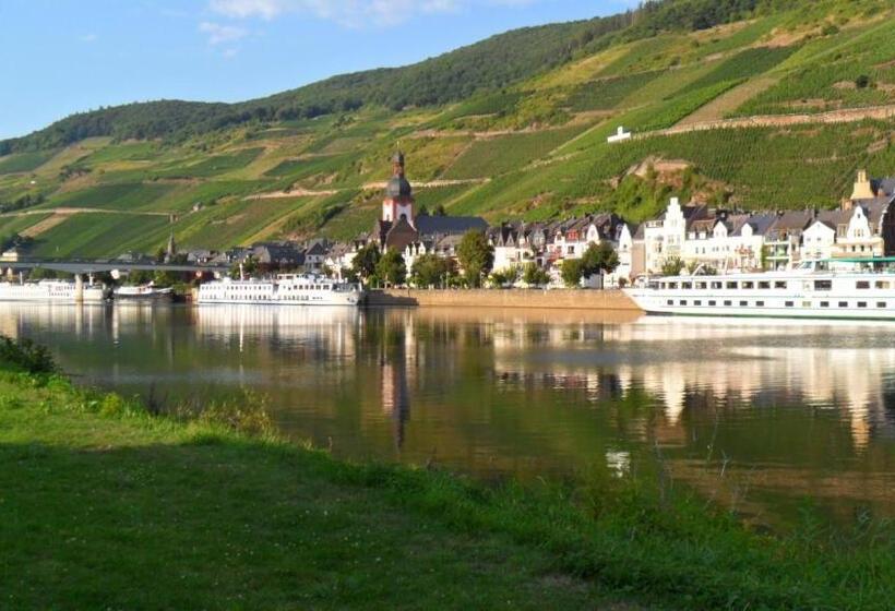 Nocleg ze śniadaniem Pension Adelheid Moselhype&wine