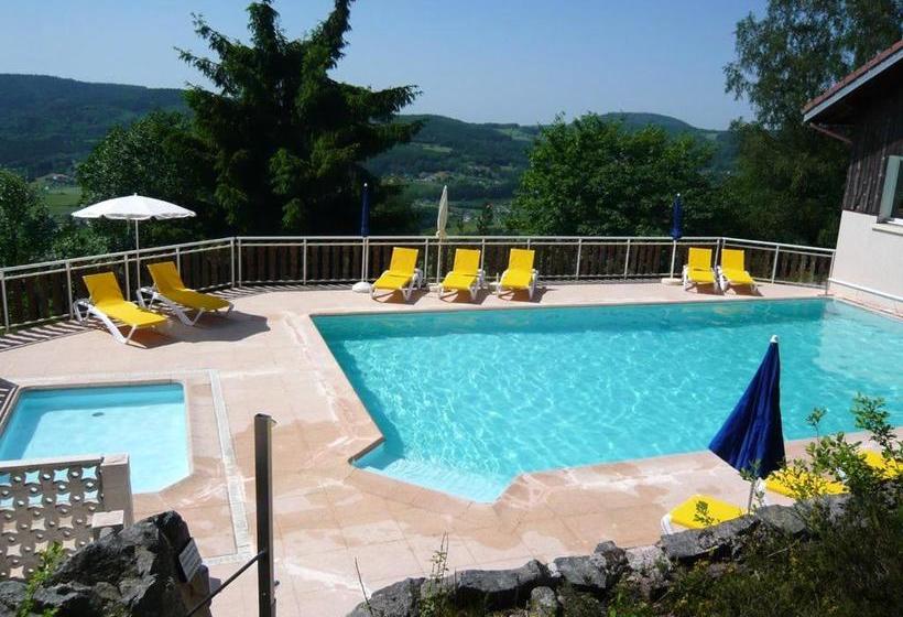 Chalet Charmant Au Tholy Avec Piscine Partagee