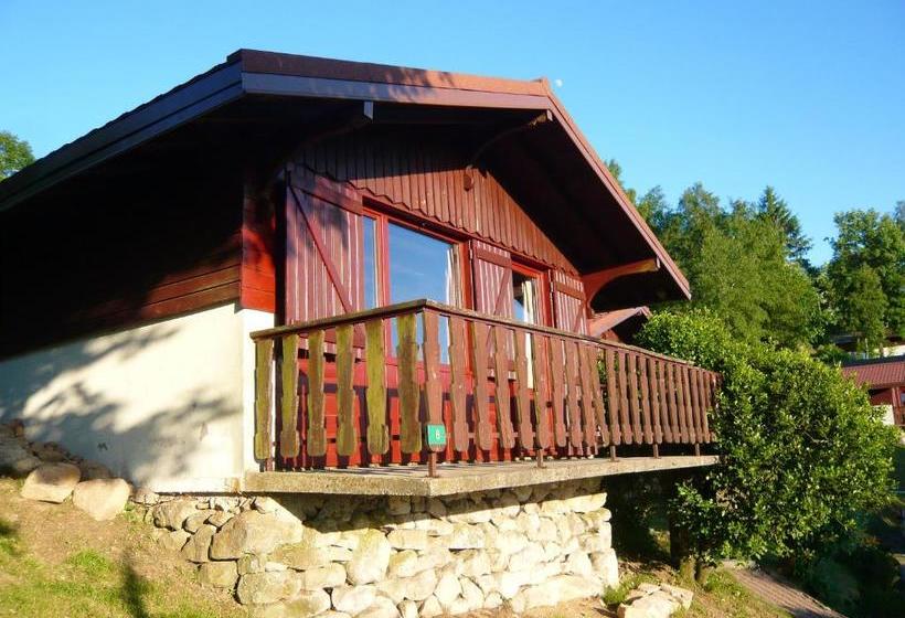 Chalet Charmant Au Tholy Avec Piscine Partagee