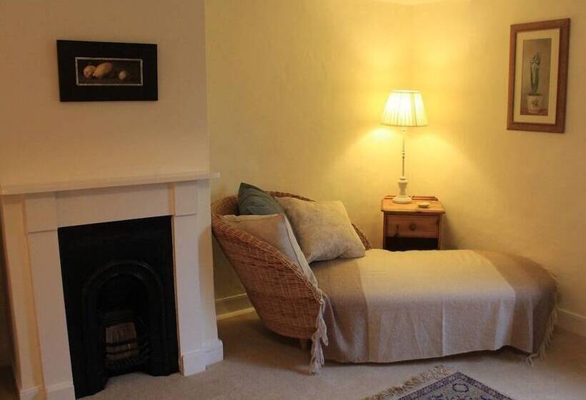 Church Farmhouse B & B