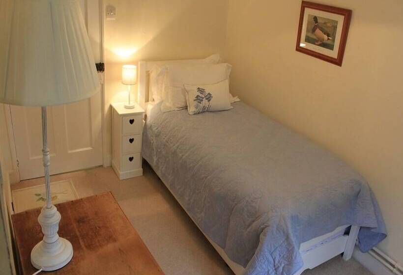 Church Farmhouse B & B