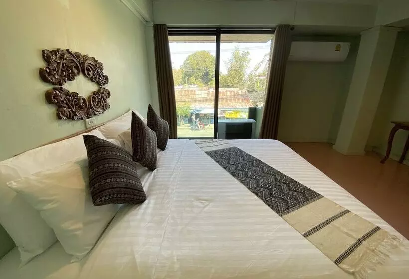 A Hotel Budget