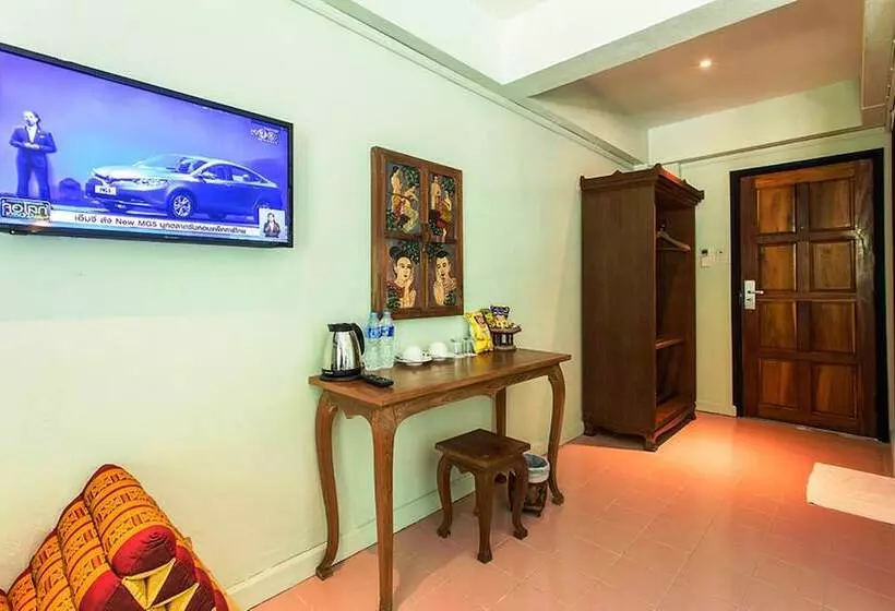 A Hotel Budget