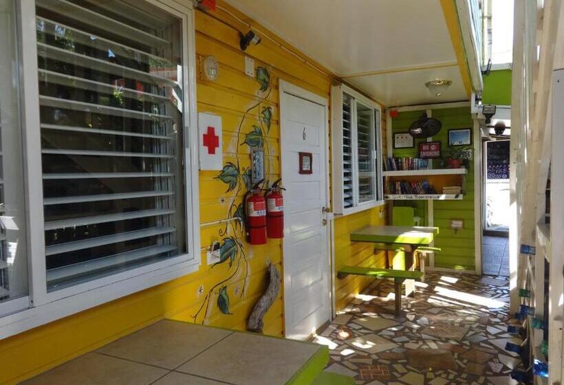 فندق Cocopele Inn