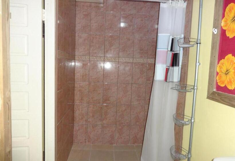 فندق Cocopele Inn