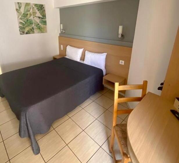 בית מלון כפרי Confort Hôtel