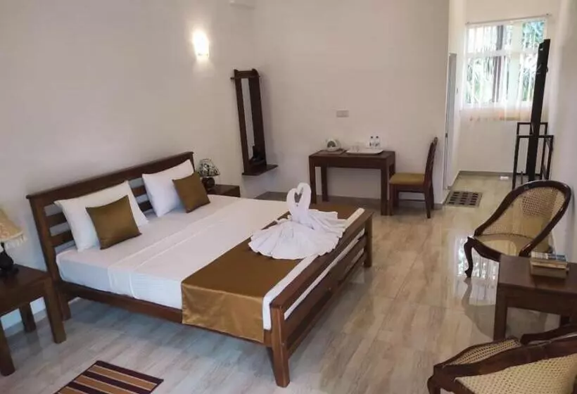 Hotelli Nilketha Yala Tissamaharama