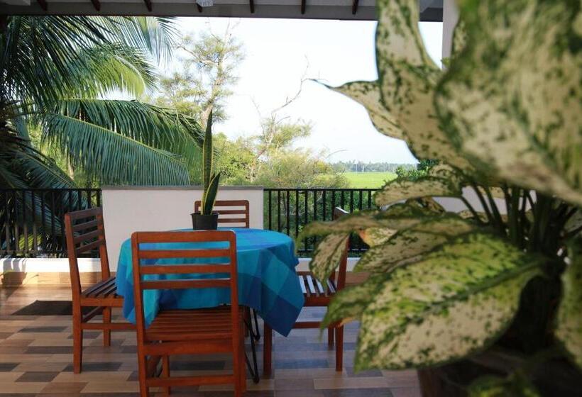 בית מלון כפרי Nilketha Yala Tissamaharama