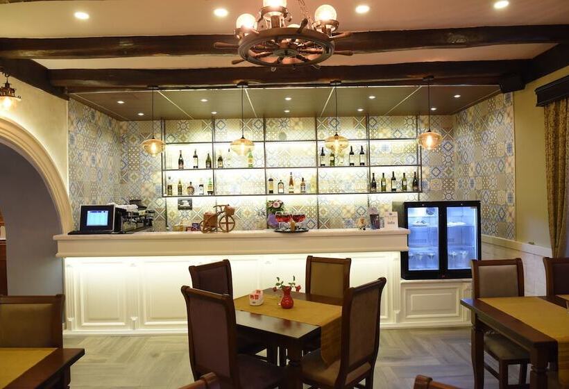 בית מלון כפרי Rose Garden