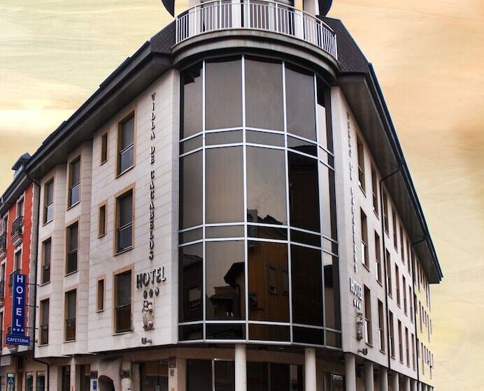 هتل Villa De Cacabelos