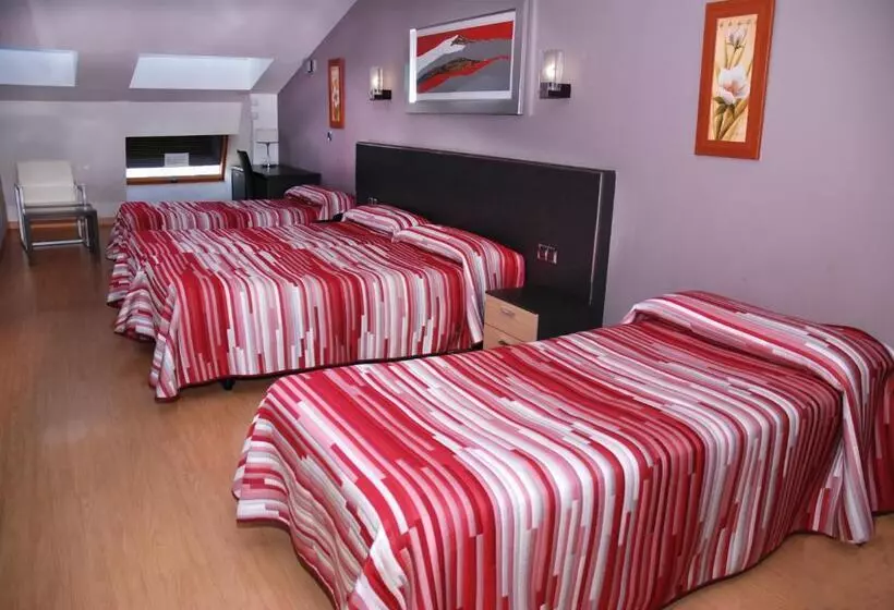 Hotel Villa De Cacabelos
