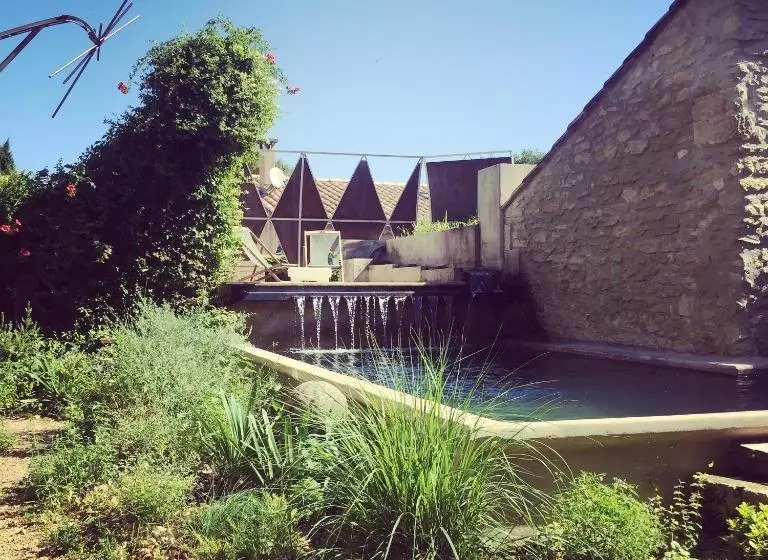 تختخواب و صبحانه M&s   Maison Féraud