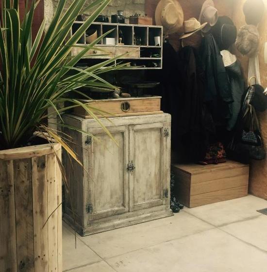 민박 M&s   Maison Féraud