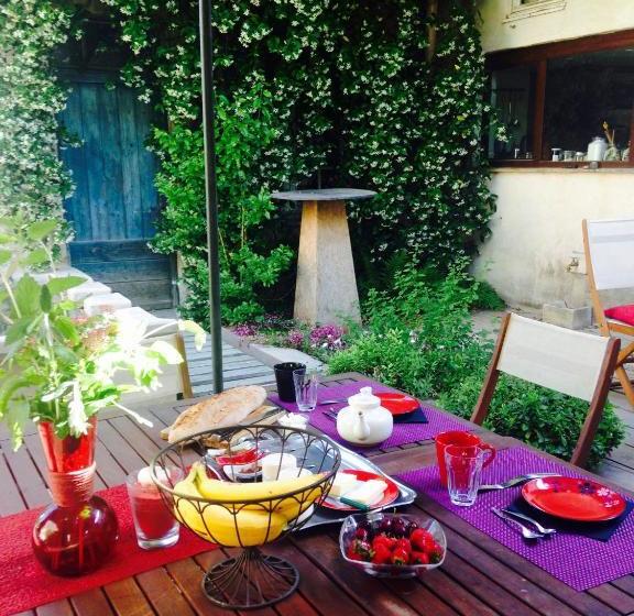 민박 M&s   Maison Féraud