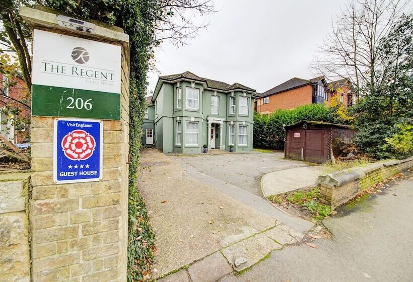 Пансион The Regents Guest House