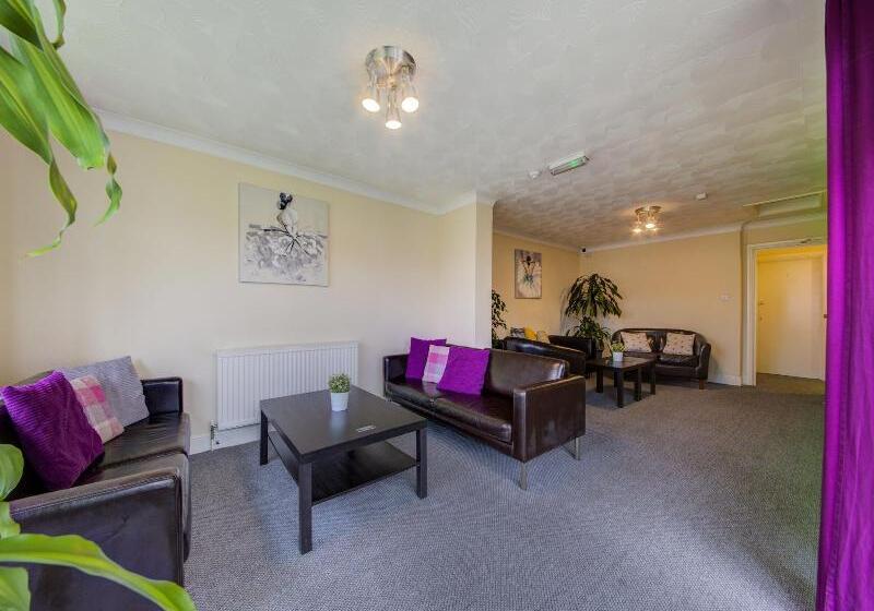 Пансион The Regents Guest House