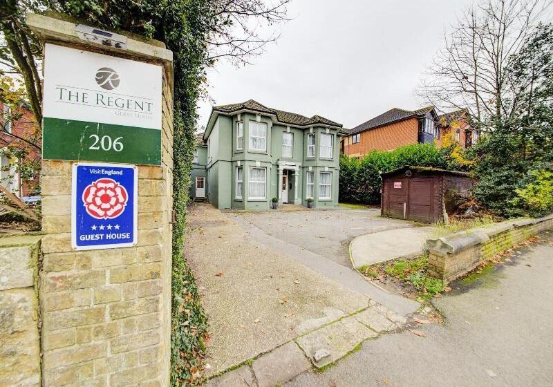 Пансион The Regents Guest House