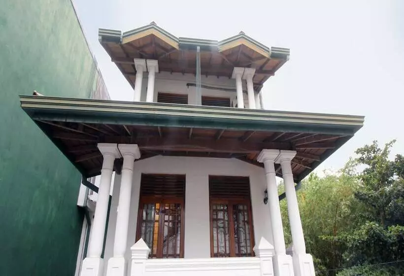 پانسیون Colombo 07 Charming Home Stays