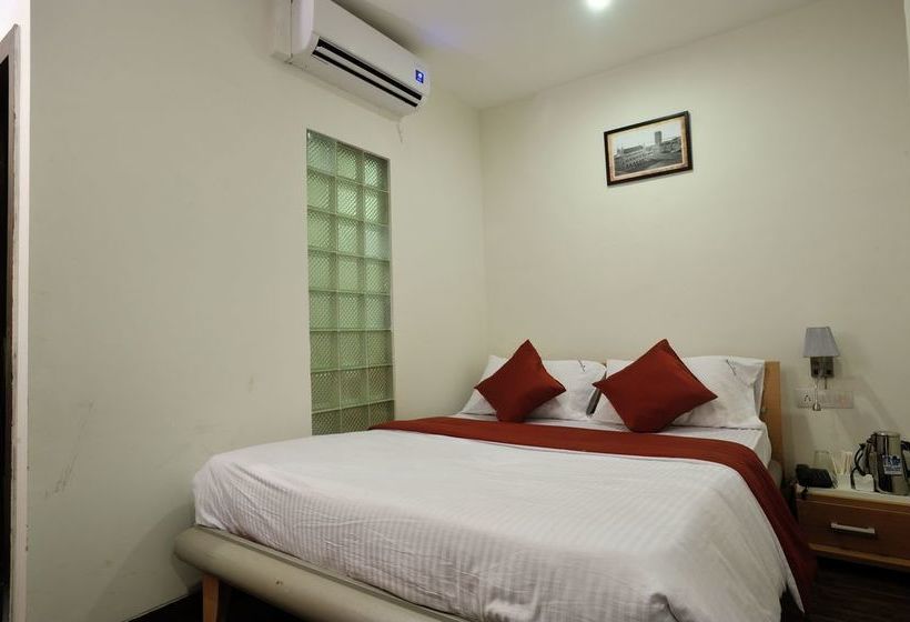 Signature Crest Chandavali