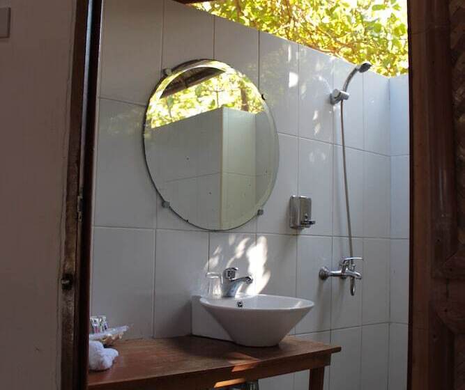 住宿加早餐 Cashew Grove Beach Resort