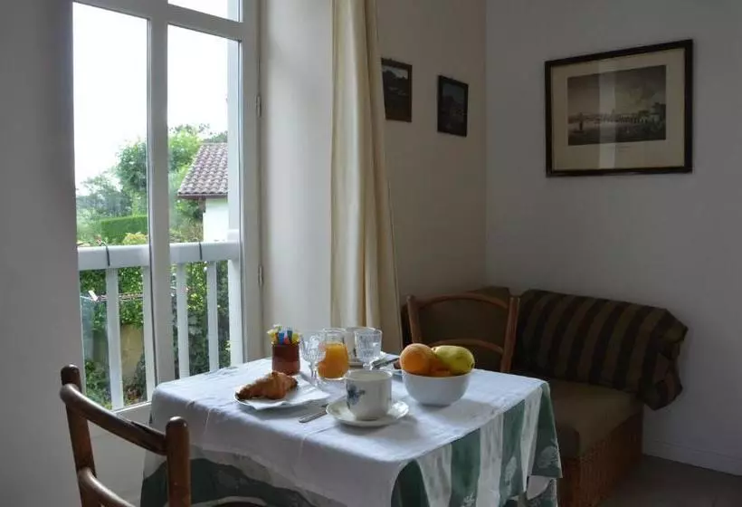 ベッドアンドブレックファースト Chalet Elisa Chambre D'hôtes