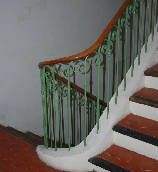 تختخواب و صبحانه Château Cornillon