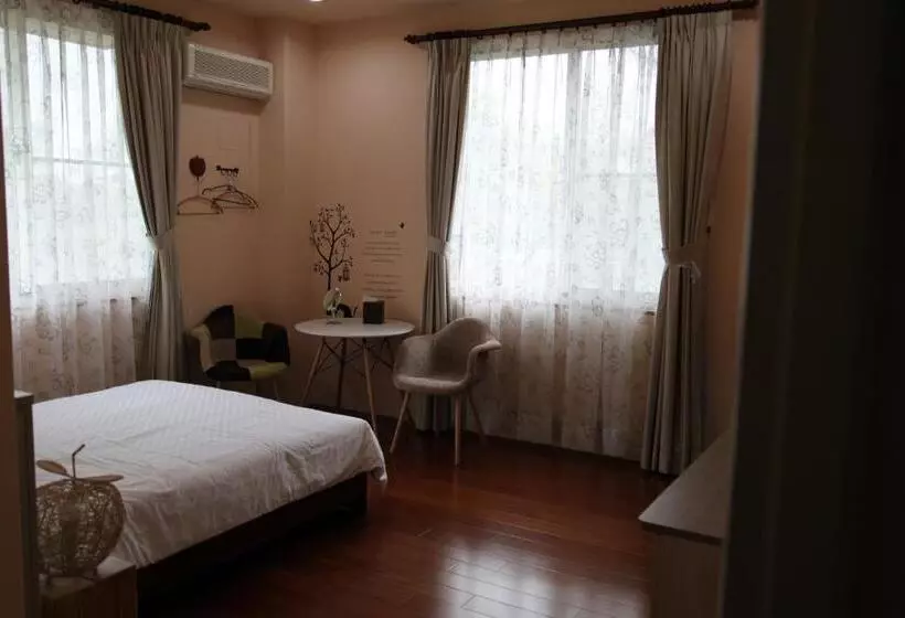 تختخواب و صبحانه Dong Hua Dream House