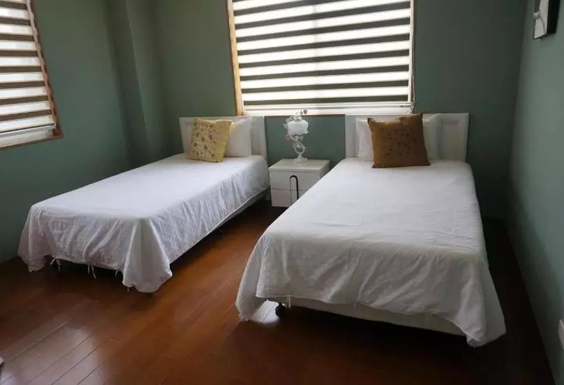 تختخواب و صبحانه Dong Hua Dream House