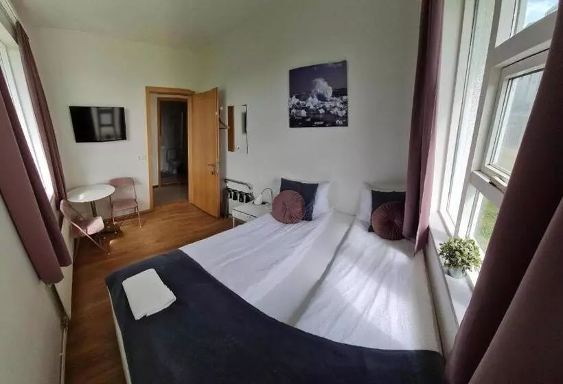 تختخواب و صبحانه Hofn Guesthouse