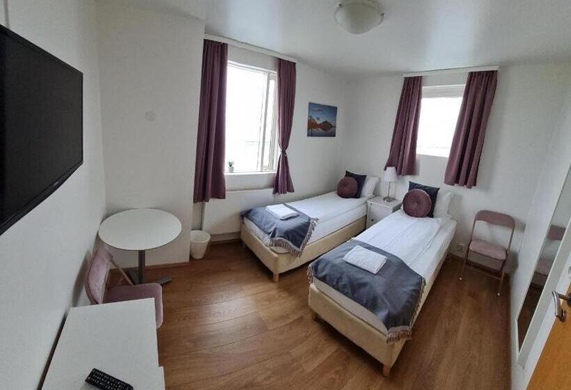 تختخواب و صبحانه Hofn Guesthouse