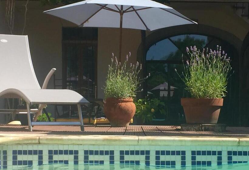 مبيت وإفطار La Casa Occitane