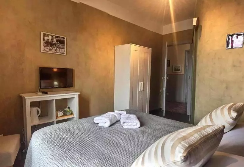 تختخواب و صبحانه La Casa Occitane
