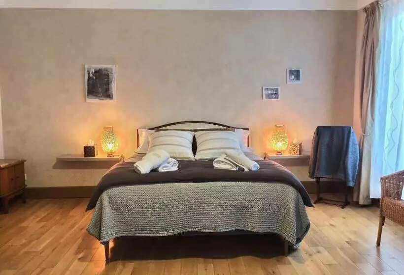 تختخواب و صبحانه La Casa Occitane