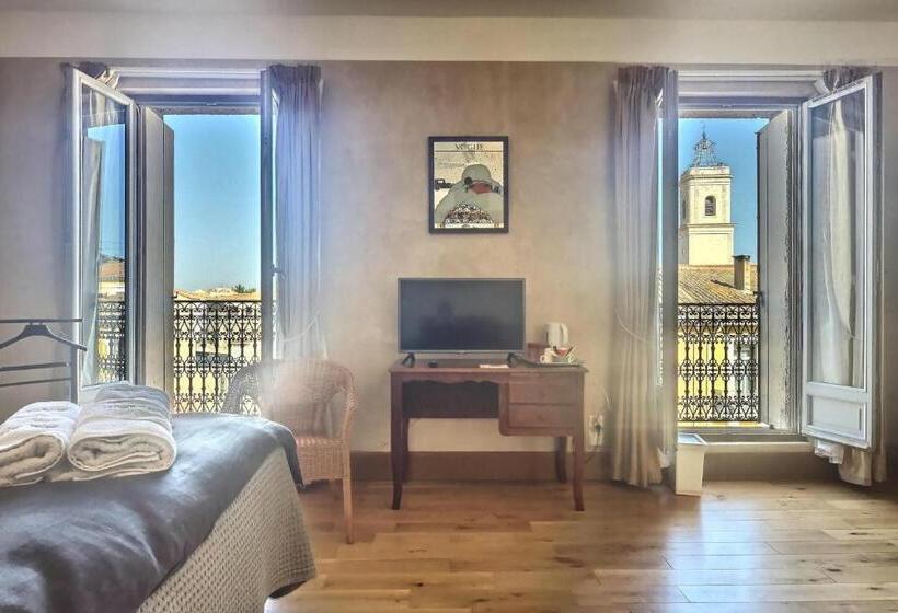 مبيت وإفطار La Casa Occitane