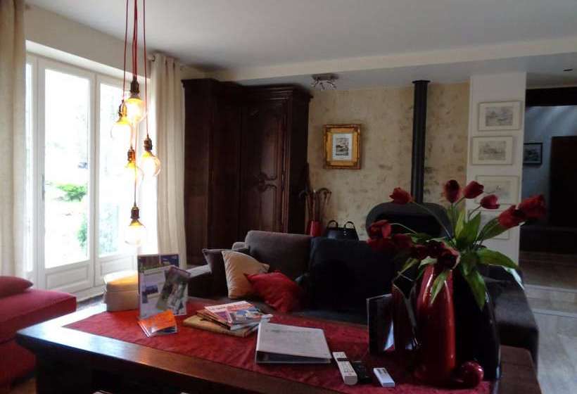 مبيت وإفطار La Longère Du Perche