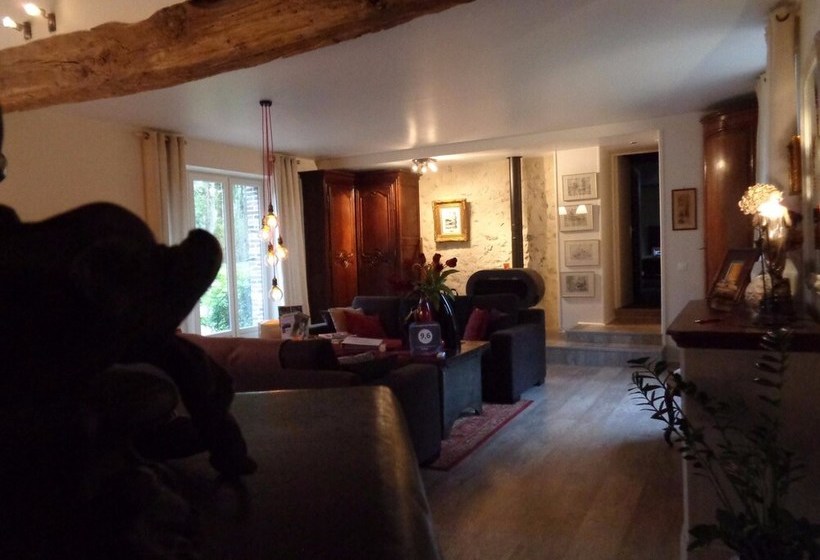 مبيت وإفطار La Longère Du Perche