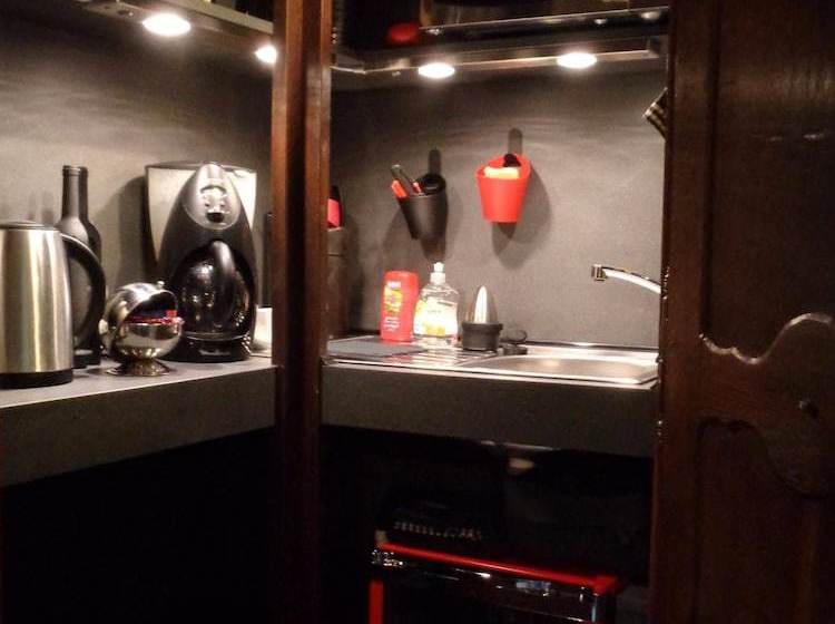 مبيت وإفطار La Longère Du Perche