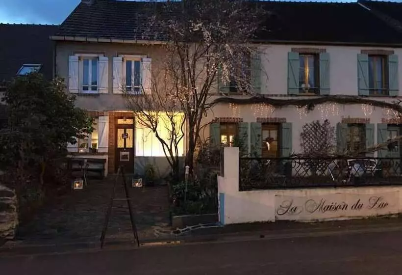 ベッドアンドブレックファースト La Maison Du Lac   Near Plage De Bonnu