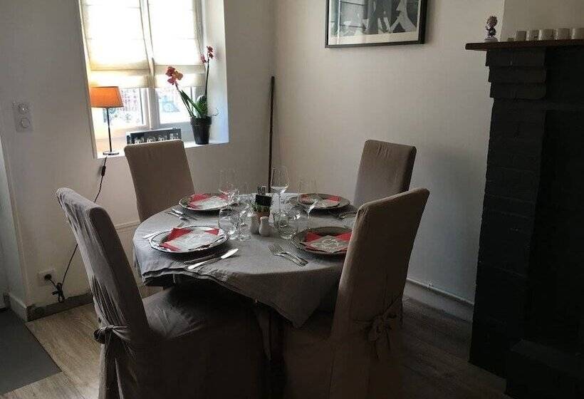 تختخواب و صبحانه La Maison Du Lac   Near Plage De Bonnu