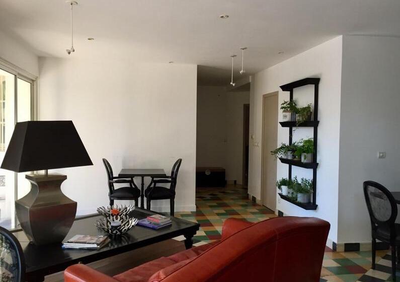 ベッドアンドブレックファースト Villa La Clarté