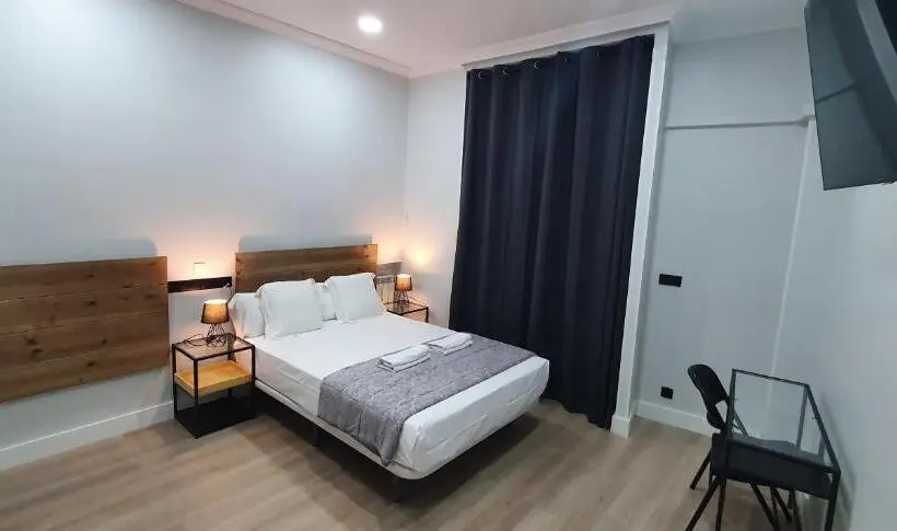 مسافرخانه Ch Otello Rooms I   Madrid
