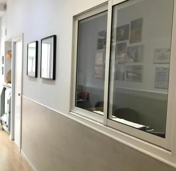 مسافرخانه Ch Otello Rooms I   Madrid