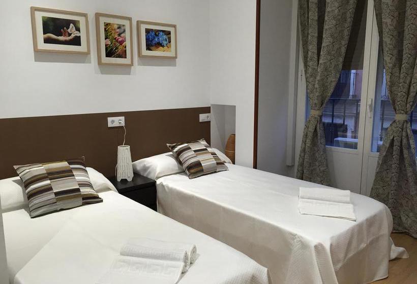 مسافرخانه Ch Otello Rooms I Madrid