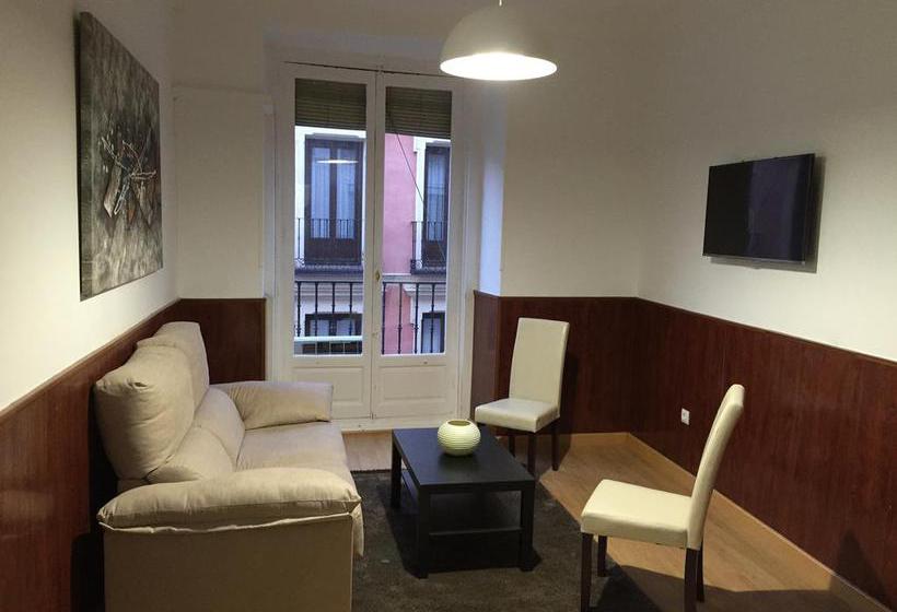 مسافرخانه Ch Otello Rooms I Madrid