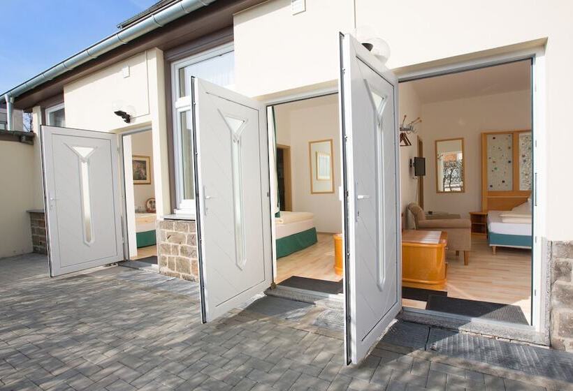 Boutique Hotel Goldene Henne