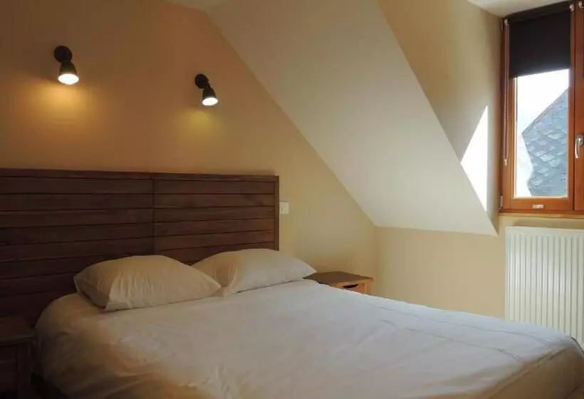 Hotelli Des Alpes