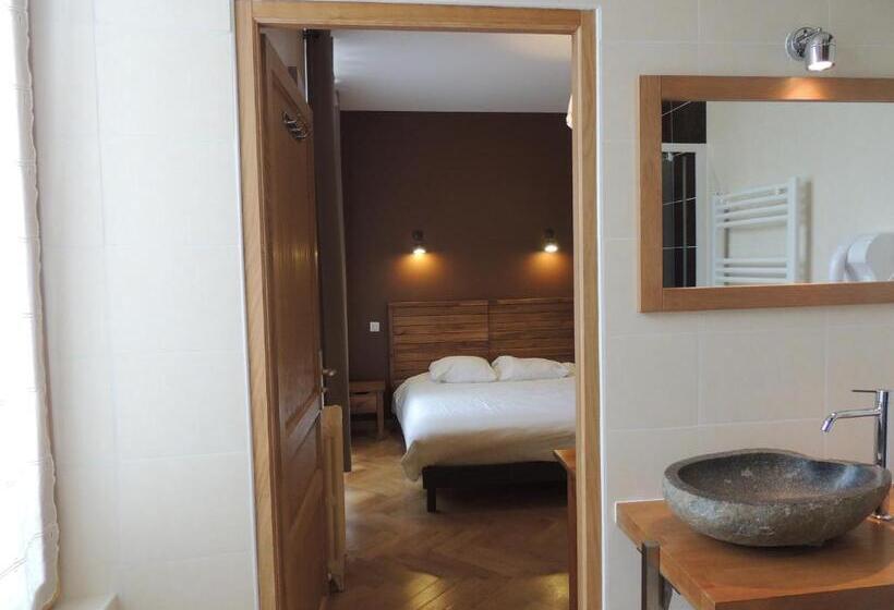 בית מלון כפרי Des Alpes