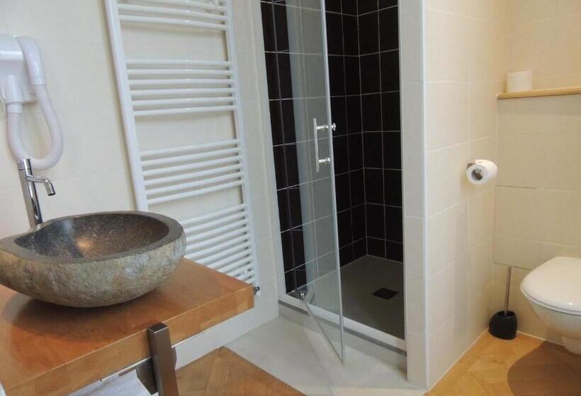 בית מלון כפרי Des Alpes